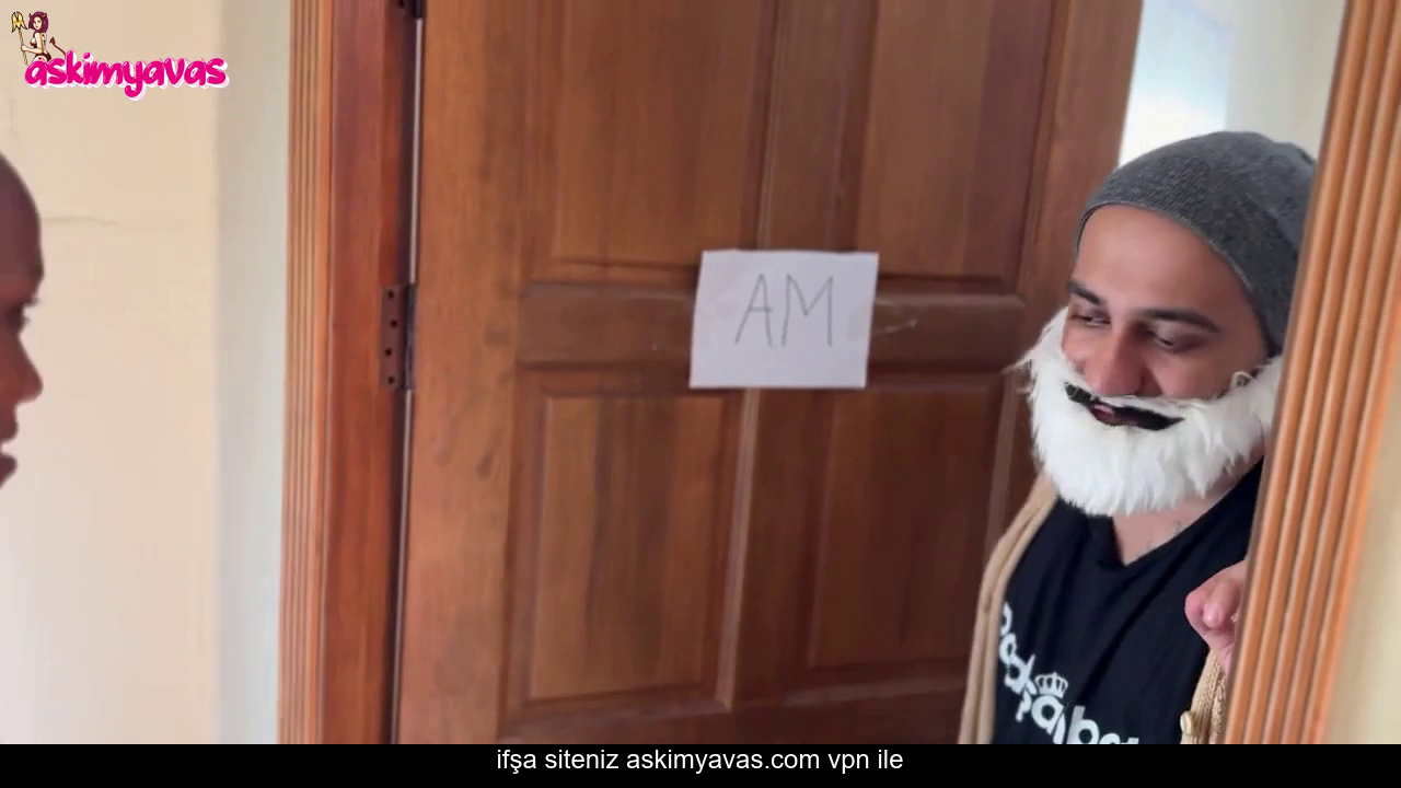 Lanet Kel – Taşaksız Hoca